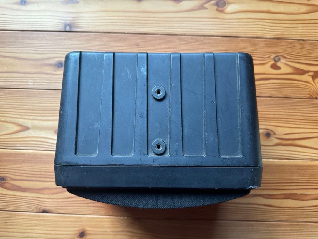 スピーカー・ウーファー BOSE 111AD