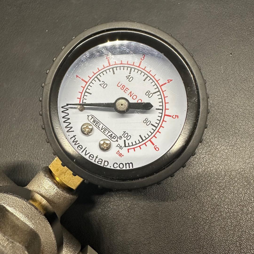 ♡Hc左1014 未使用保管品 TWELVETAP CO2レギュレーター