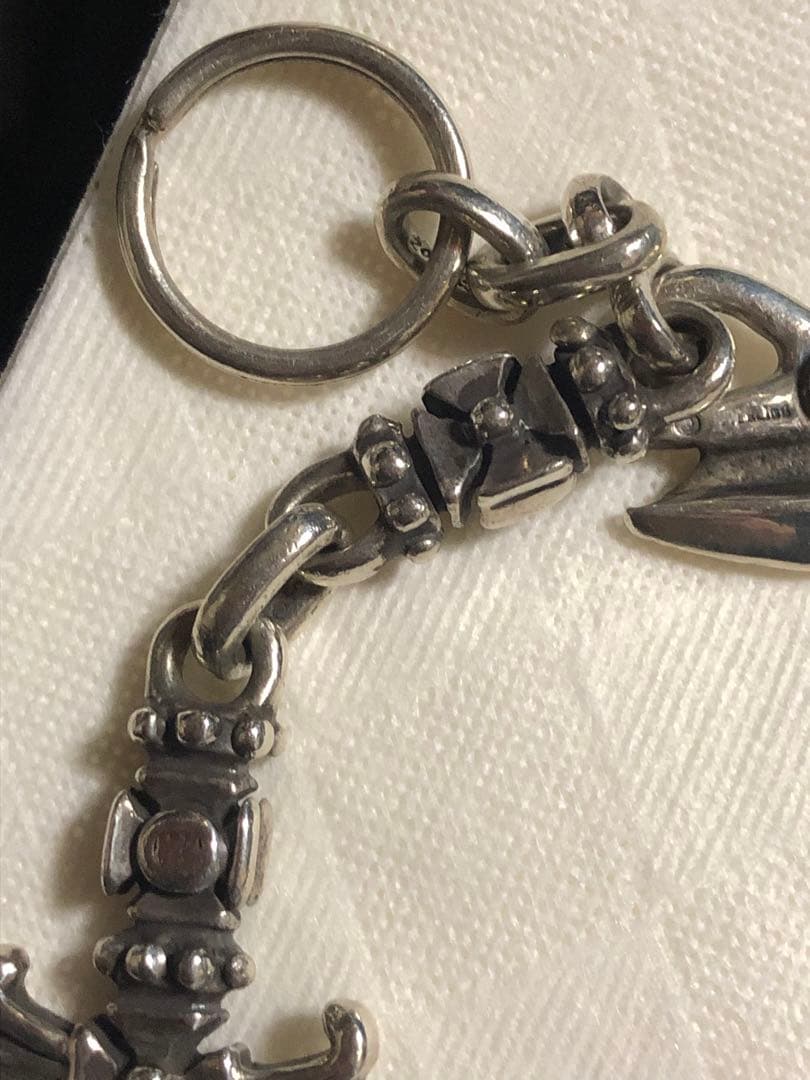 トラヴィスワーカー クロス ダガー キーチェーン travis walker