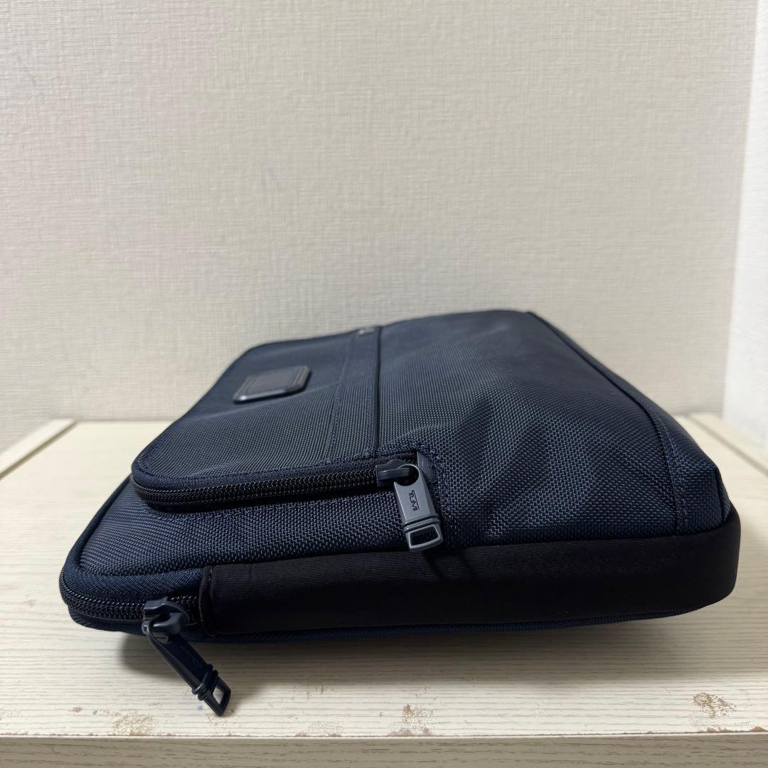 【SHIPS別注】【新品】TUMI トゥミ　PCケース　ネイビー　シップス