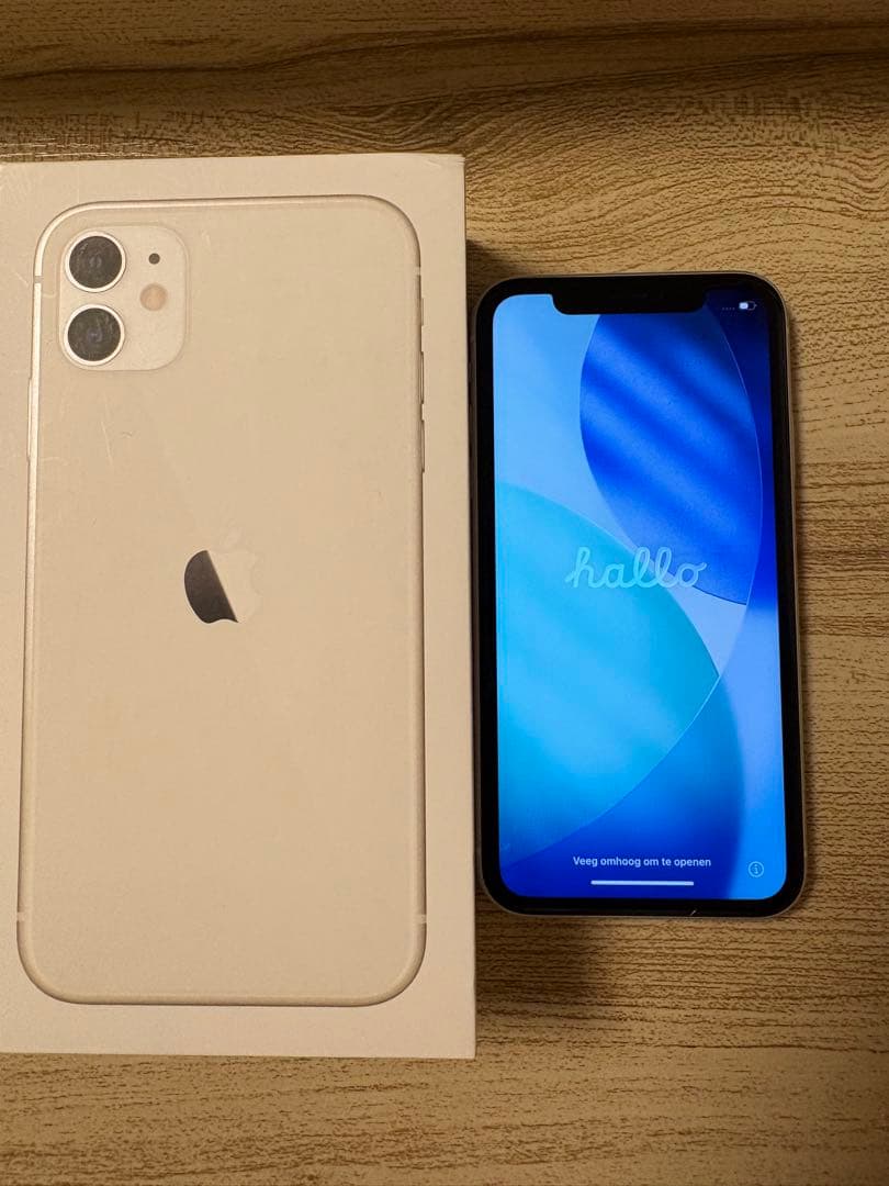 Apple iPhone 11 128gb ホワイト 本体