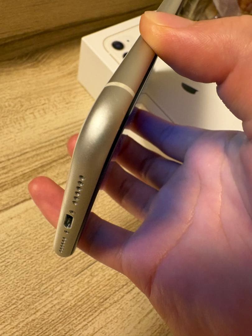 Apple iPhone 11 128gb ホワイト 本体