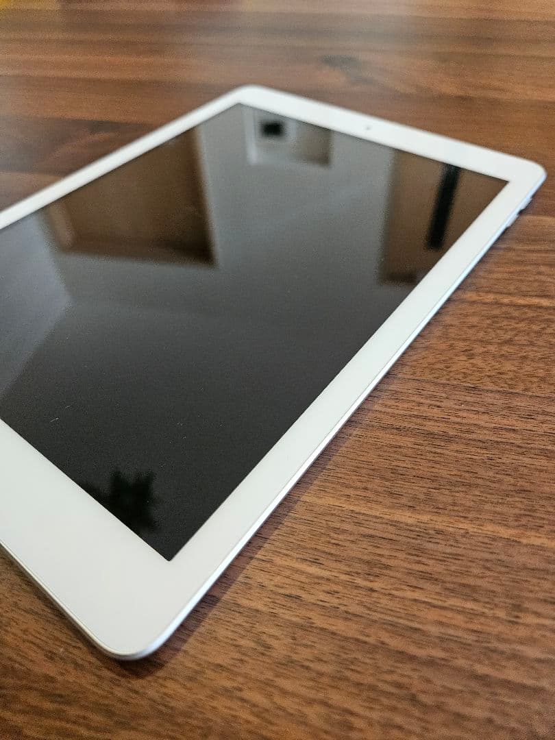 6 【値段交渉可】iPad (第6世代) 32GB Wifiモデル ケース付き