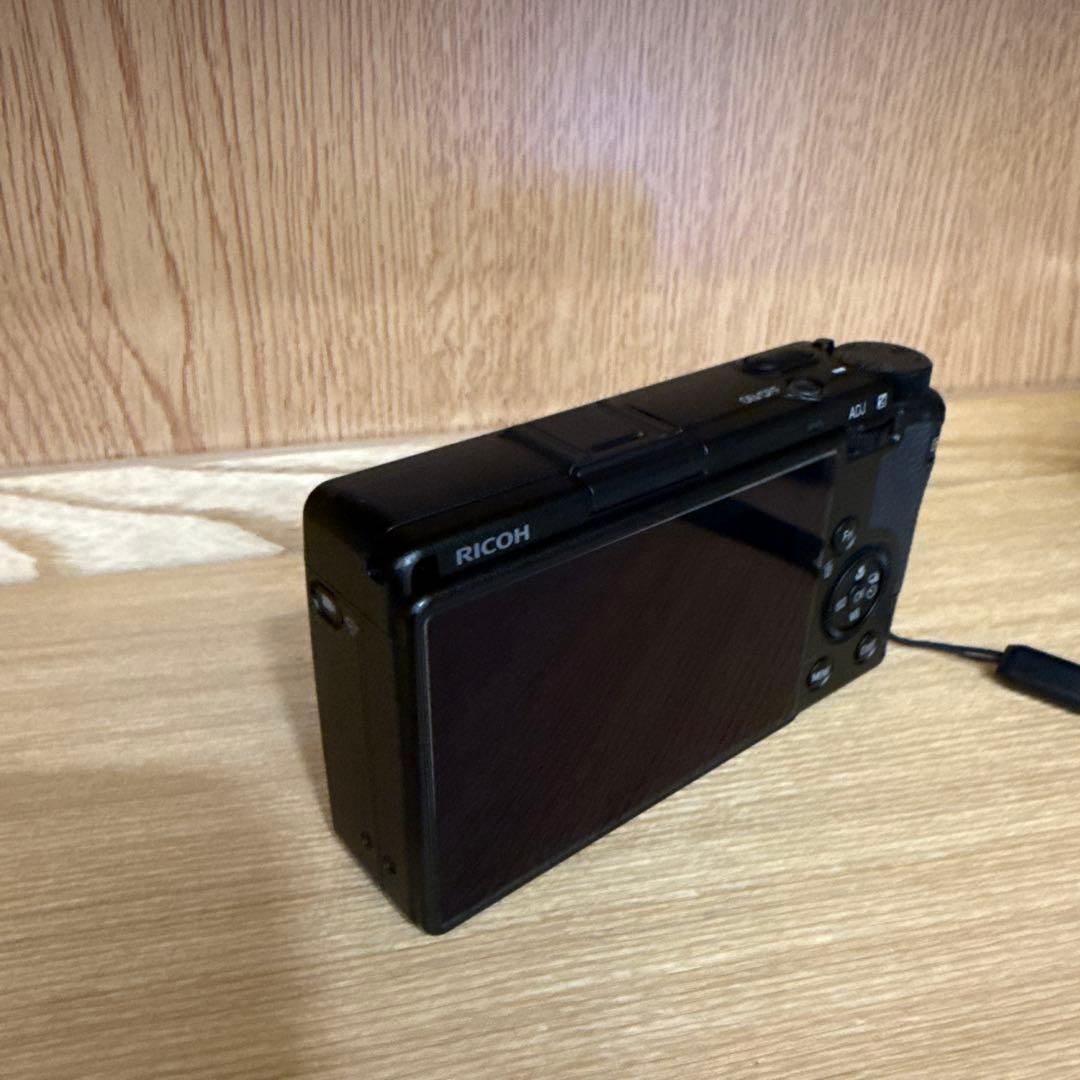 RICOH リコー GR Ⅲ本体　美品 （ケース　充電器　ブルーリング付）