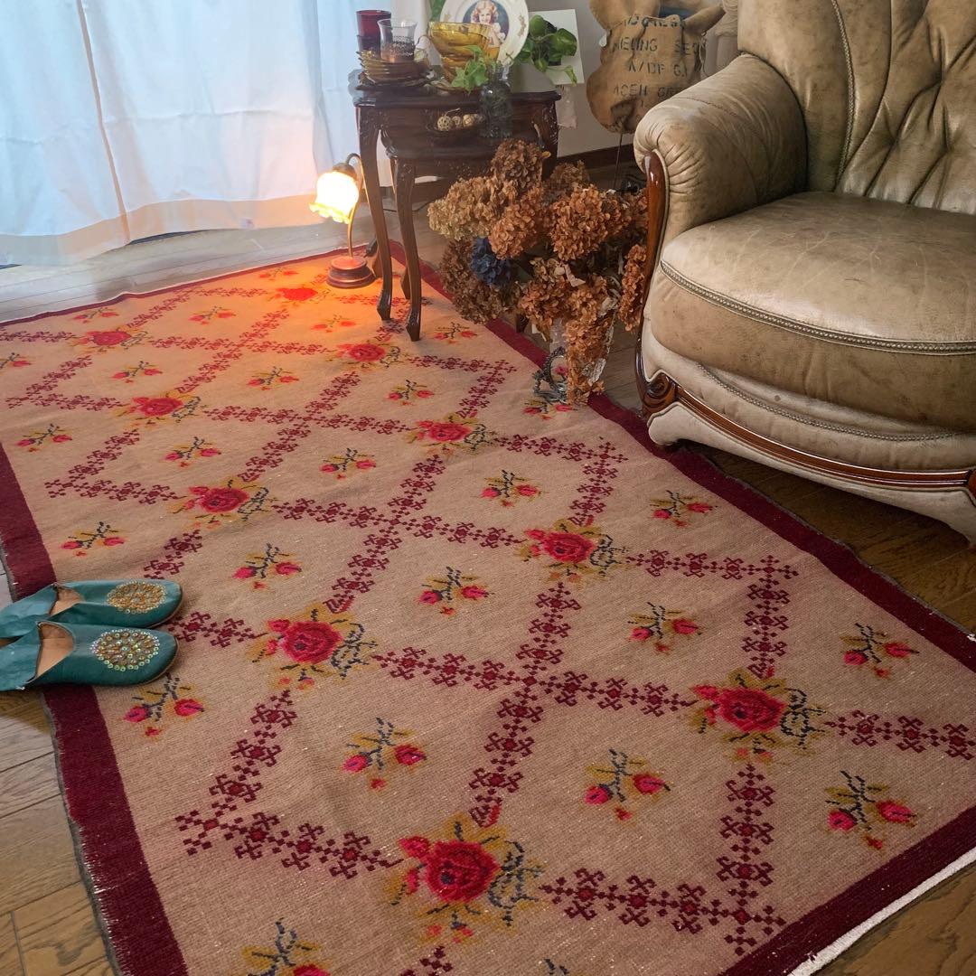 訳あり　超レア　トルコヴィンテージラグ　ローズ　206×113 薔薇　トルコラグ