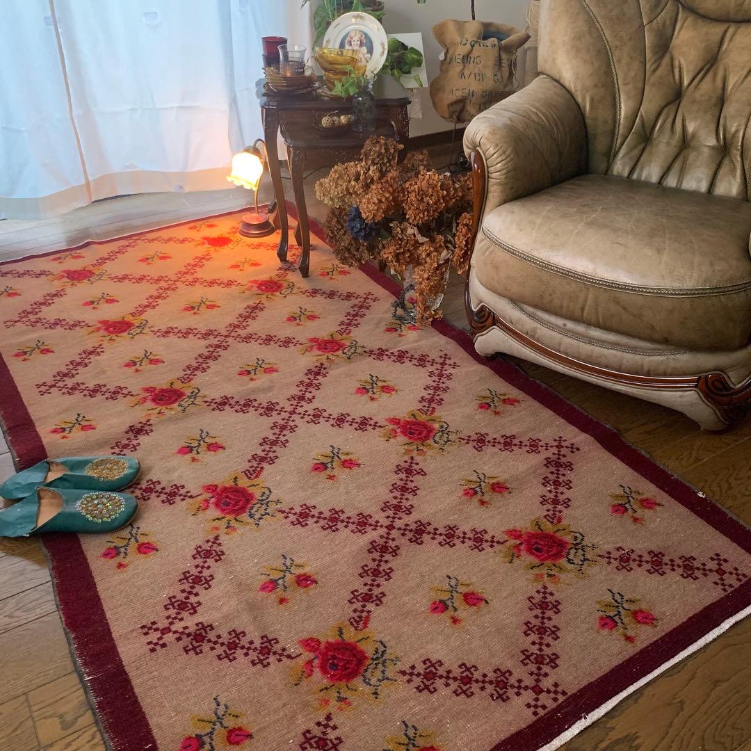 訳あり　超レア　トルコヴィンテージラグ　ローズ　206×113 薔薇　トルコラグ