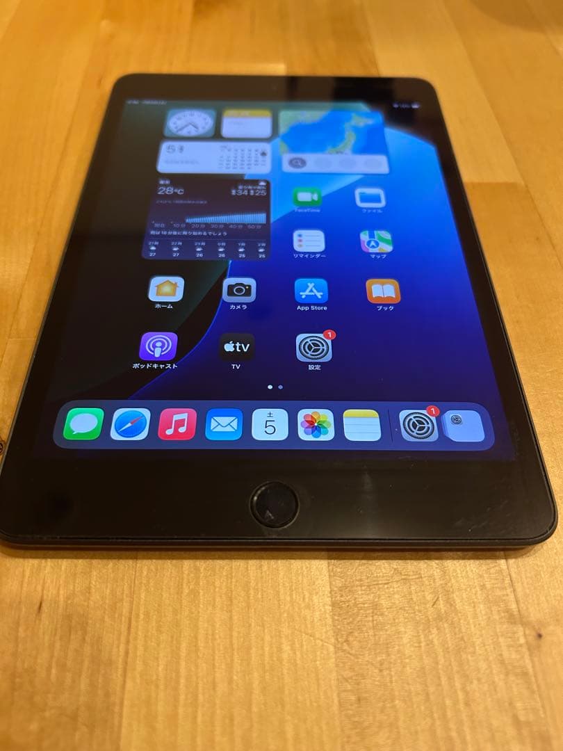 Apple iPad (第5世代) 64GB スペースグレー