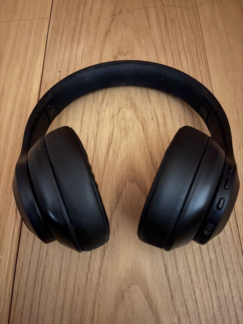 スターチームヘッドフォン美品 箱充電器等は付いてきません。