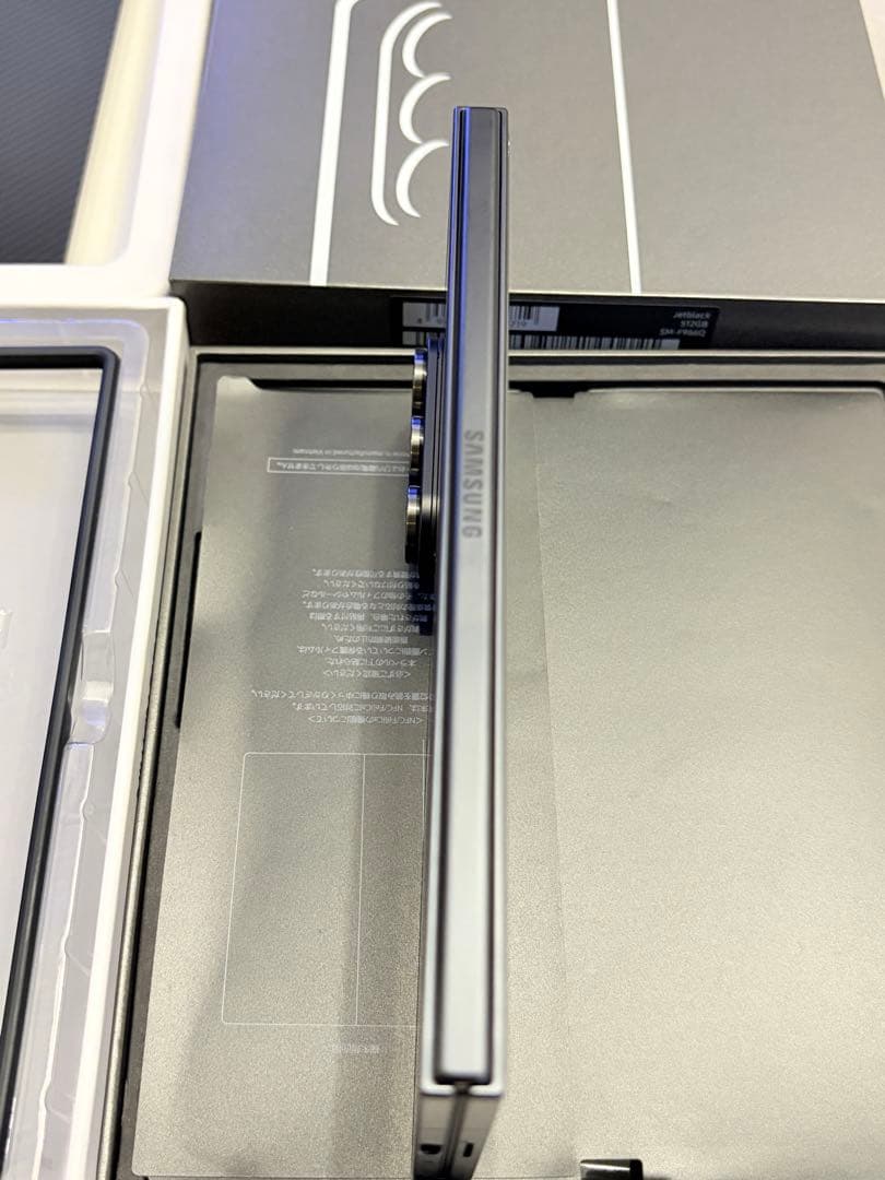 Samsung Galaxy Z Fold7 512GB ジェットブラック