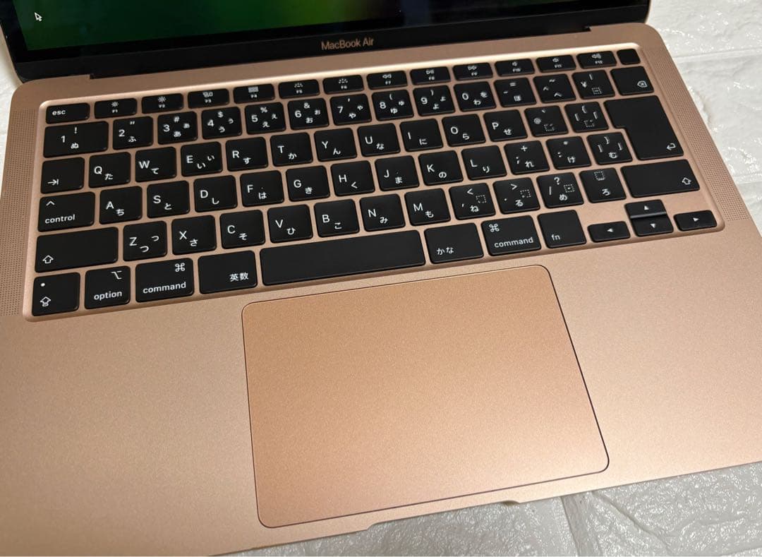 2020 MacBook Air 13インチ 8GB 256GB ゴールド