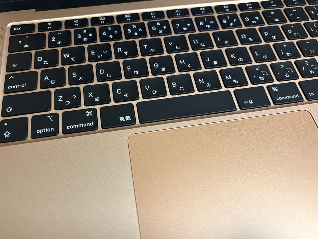 2020 MacBook Air 13インチ 8GB 256GB ゴールド