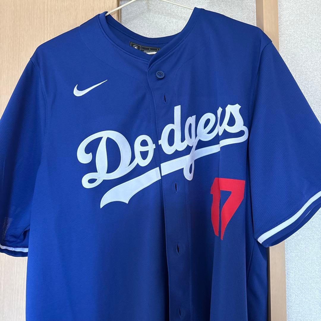 ロサンゼルス　ドジャース　ユニフォーム　大谷　山本　佐々木