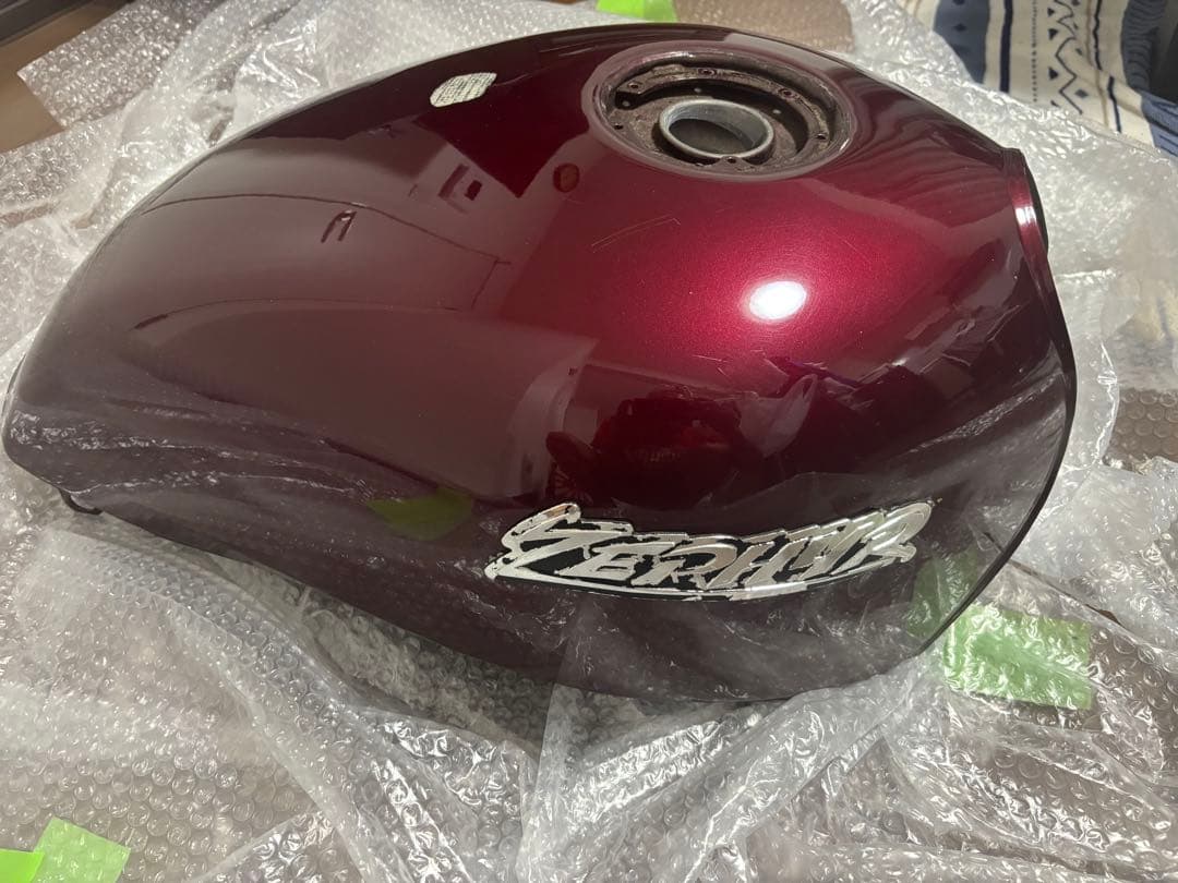 ゼファー750外装