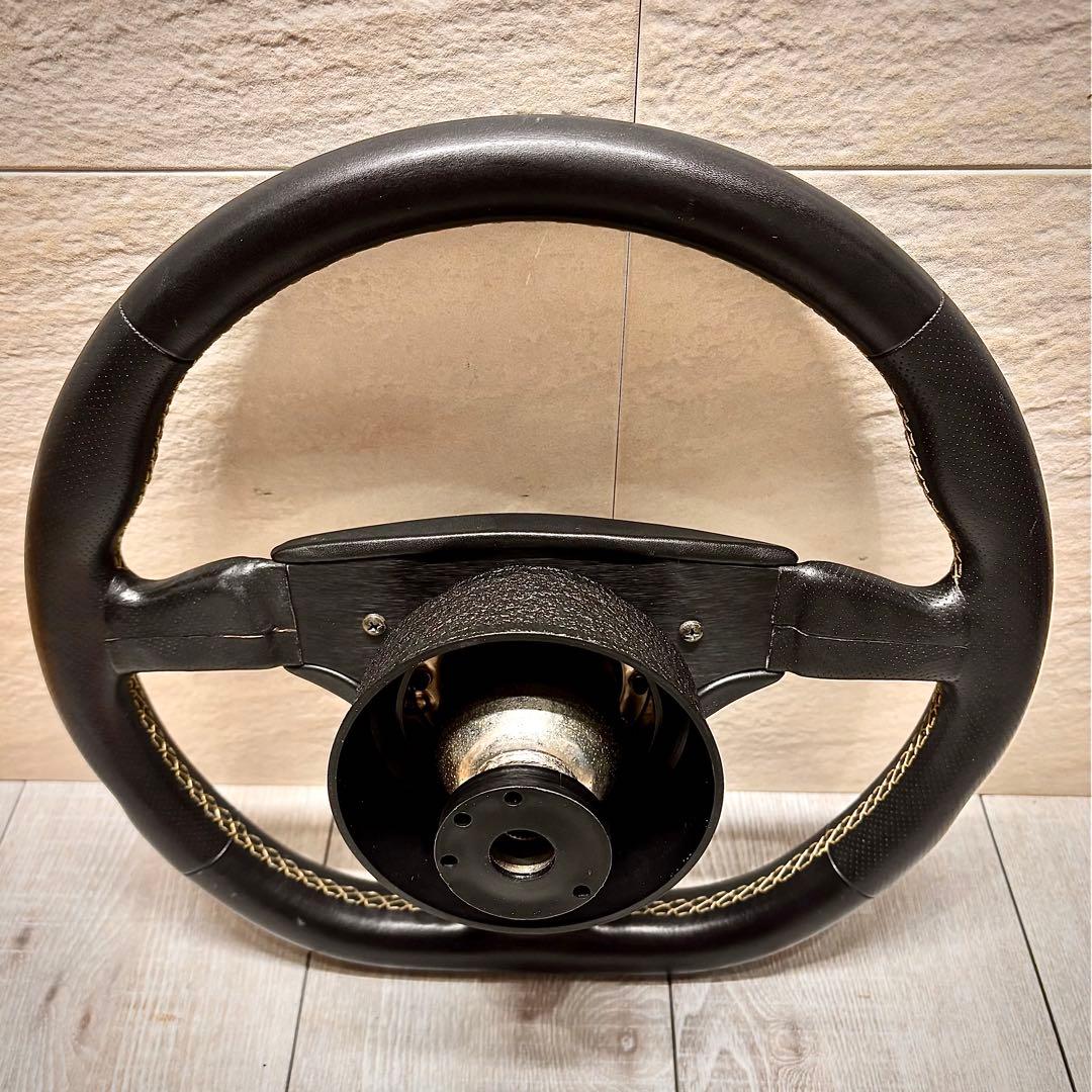 O.Z. ステアリング ステアリングボス付　希少品