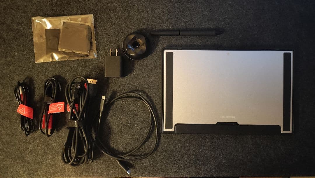 HUION Kamvas 16（Gen 3）液晶ペンタブレット