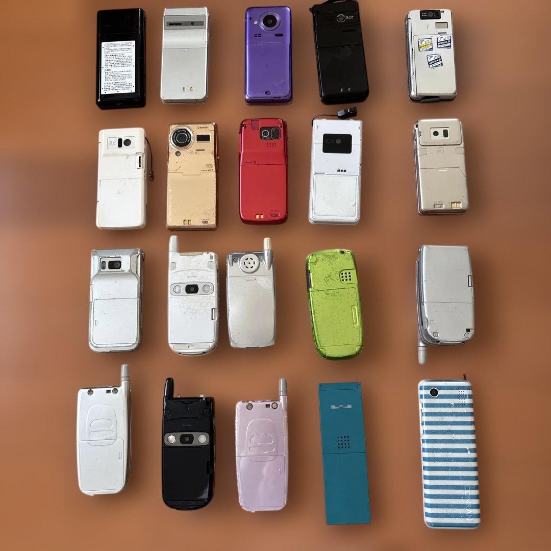 い*ぽ様 携帯電話 ガラケー まとめ売り 20台セット