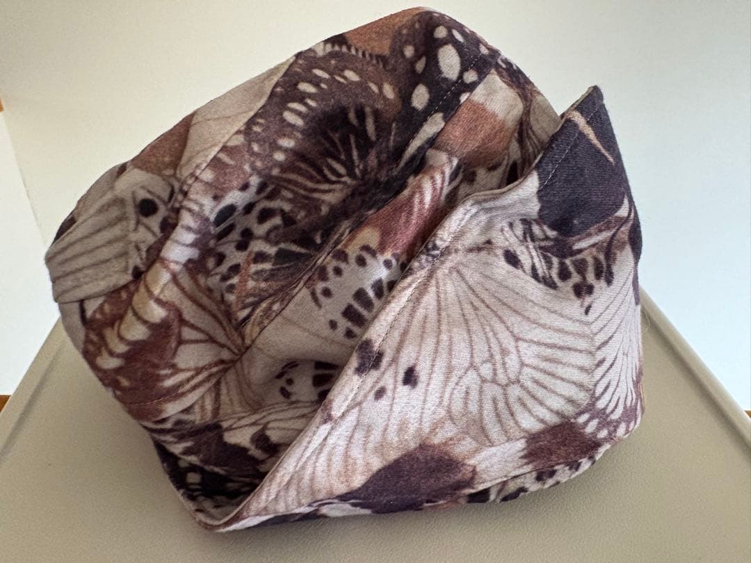 Christophe Coppens 蝶柄ハット