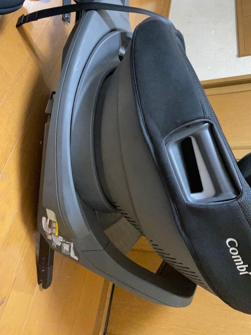 コンビホワイトレーベル THE S plus ISOFIXZC-750