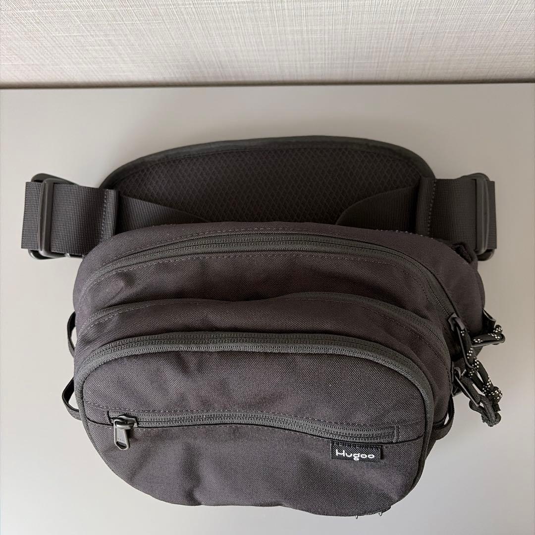 Hugoo ハグー　ヒップシート　ブラック　巾着&箱つき