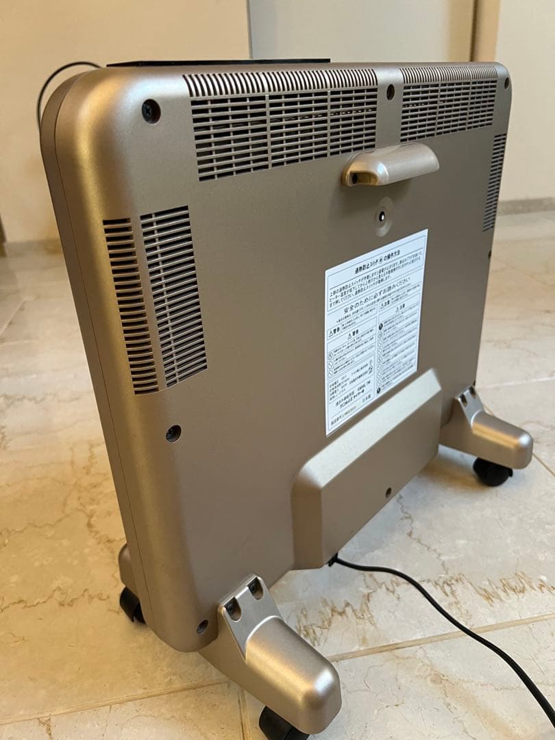 極美品 サンルミエ E800L-TM 遠赤外線暖房器 タイマー付