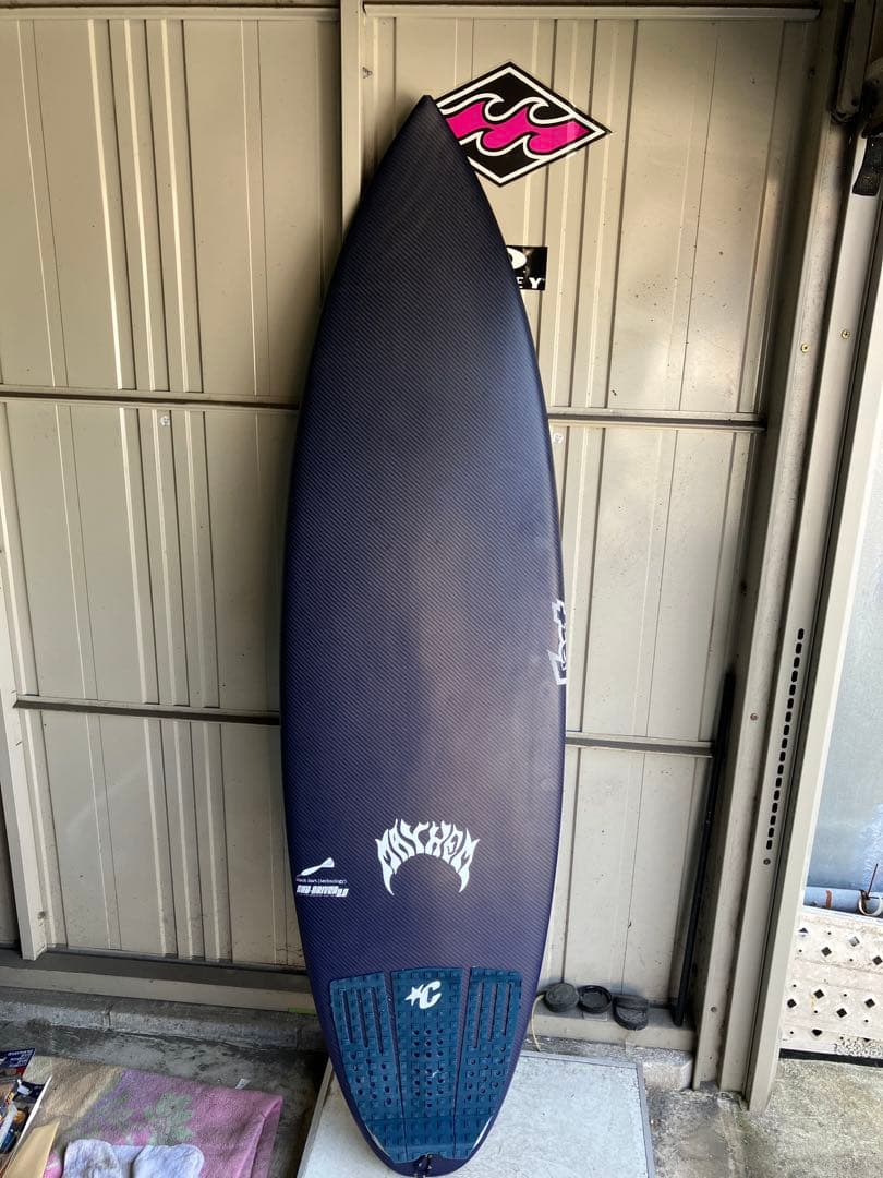 送料込　美品ロストカーボンボード　サブドライバー2.0 5.9 28リットル