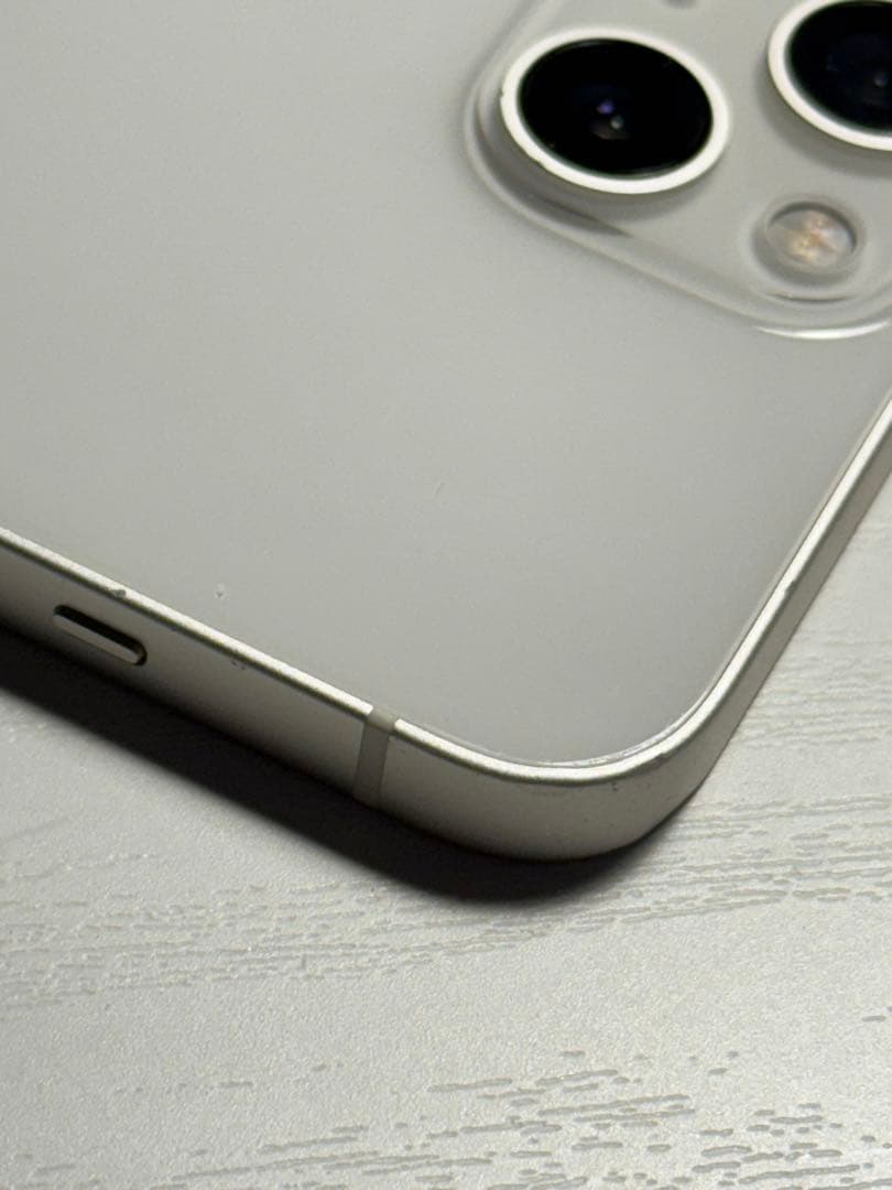 iphone 13 256GB 製造国：中国