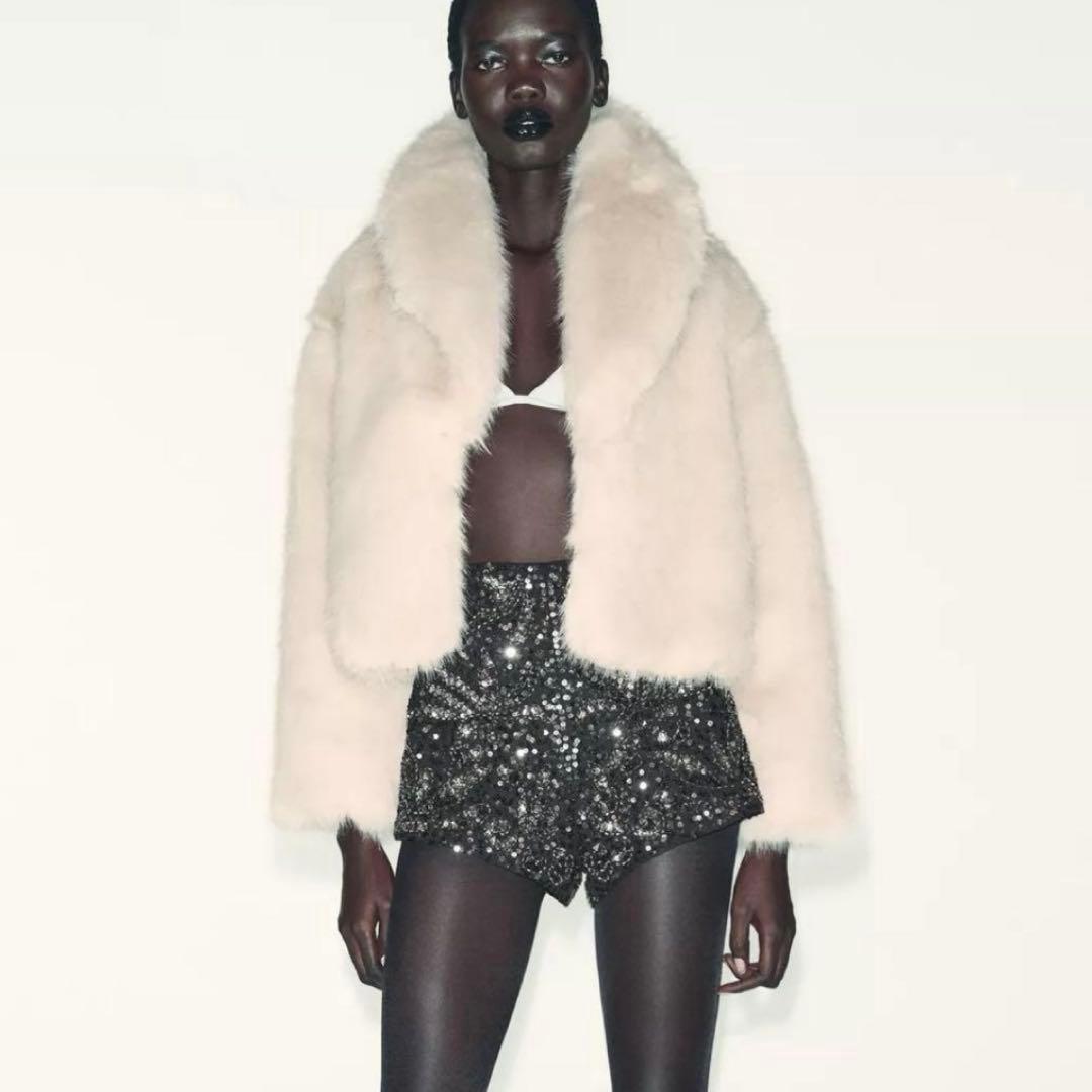 ZARA フェイクファー ショートコート ラペルカラー