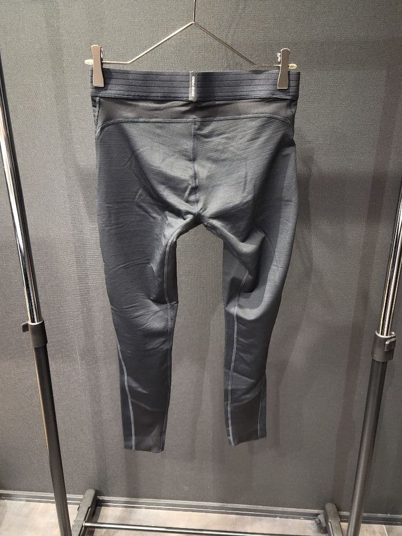 Jordan DRI-FIT とナイキプロ ブラック レギンス Lサイズ