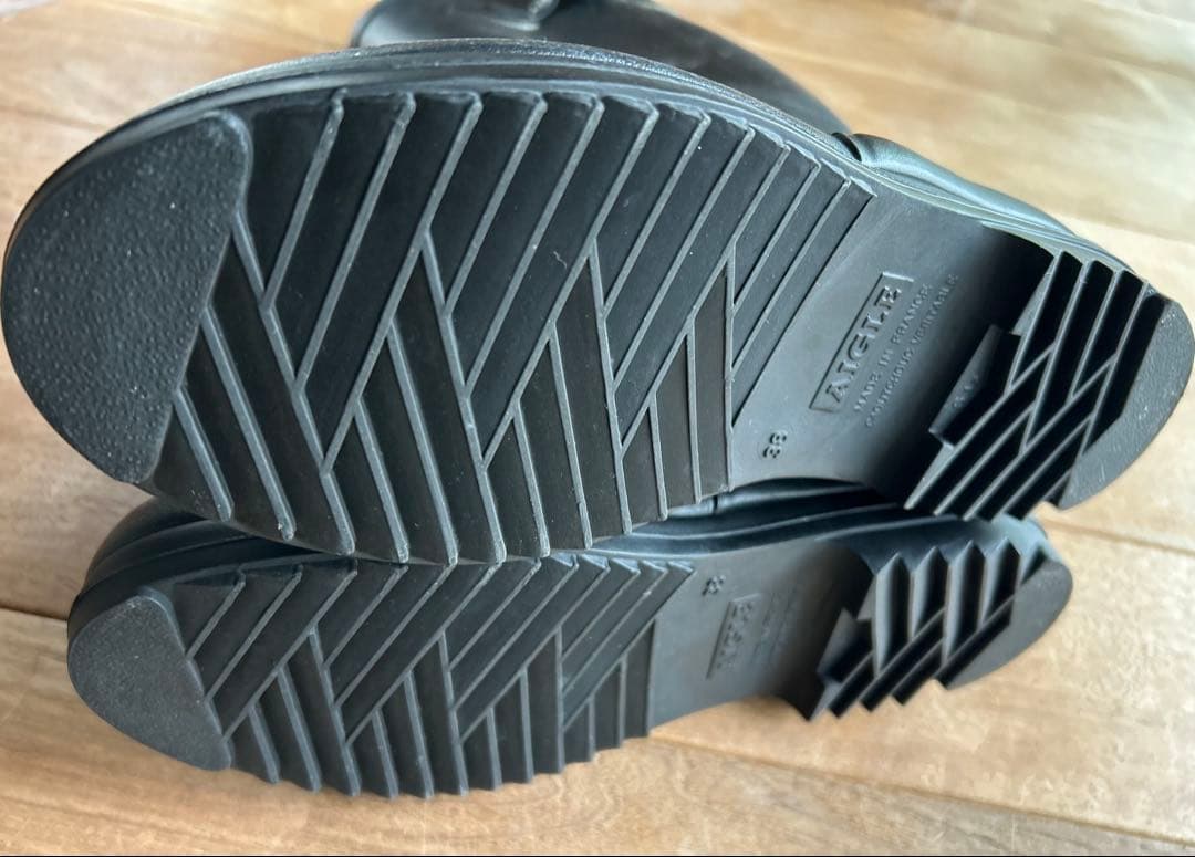 新品未使用　AIGLE ブラック 長靴　38