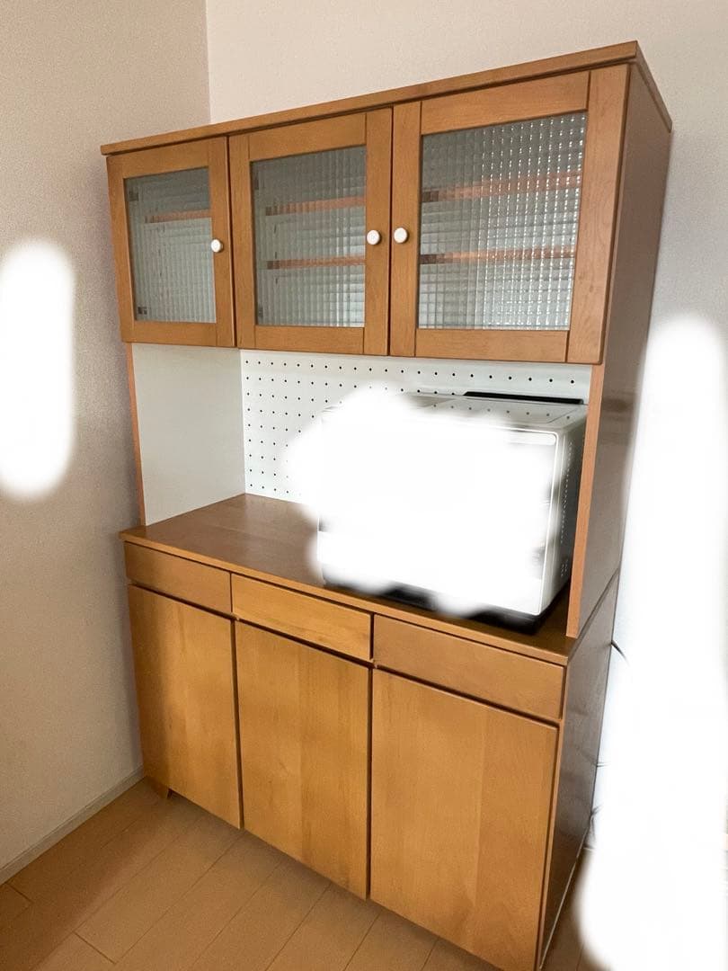 キッチンボード　食器棚　キッチン収納　カップボード　木製