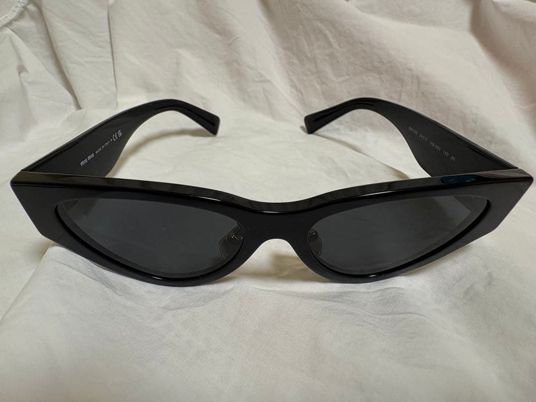 MiuMiuサングラス