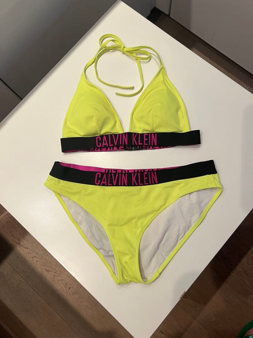 【レア】カルバンクライン ビキニ　水着
