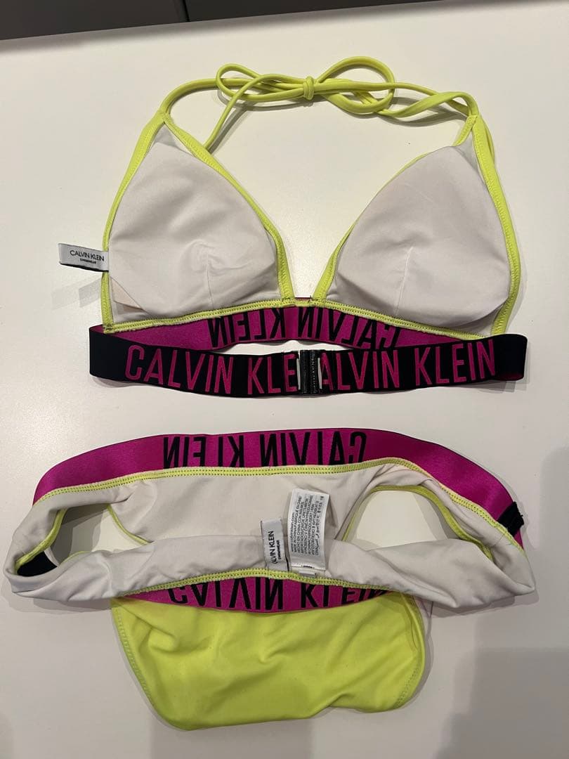 【レア】カルバンクライン ビキニ　水着