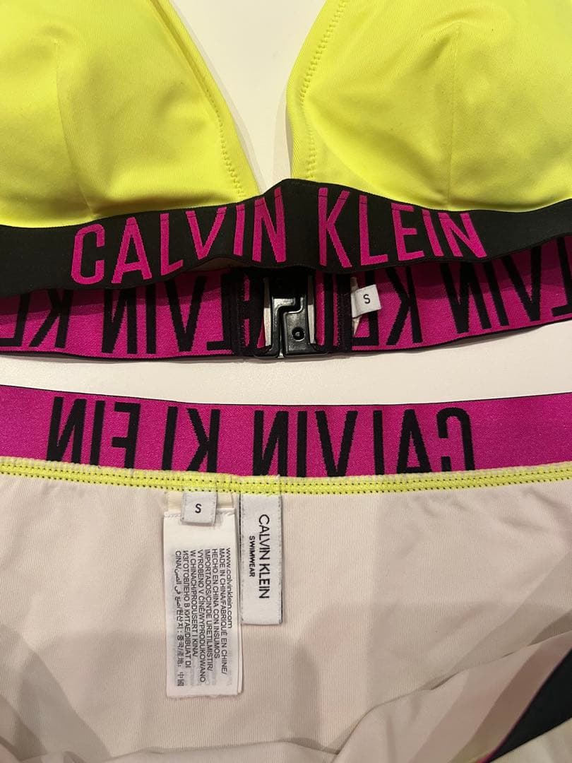 【レア】カルバンクライン ビキニ　水着