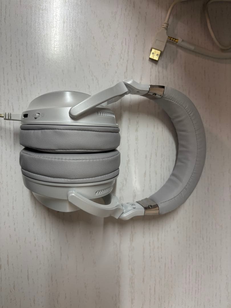 ASUS ROG ゲーミングヘッドセット ホワイト