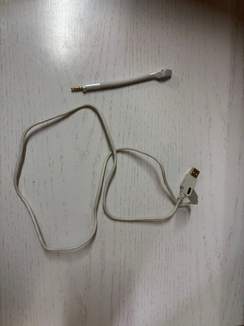 ASUS ROG ゲーミングヘッドセット ホワイト