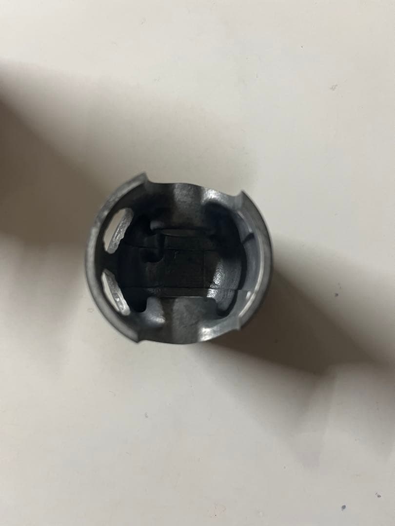 Yamaha TZR50R 純正ピストン