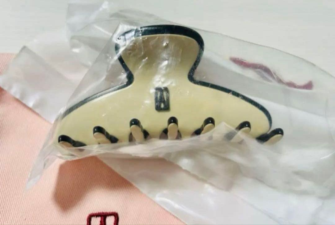 【新品未使用未開封】50周年アレクサンドル ドゥ パリ クリップMサイズ