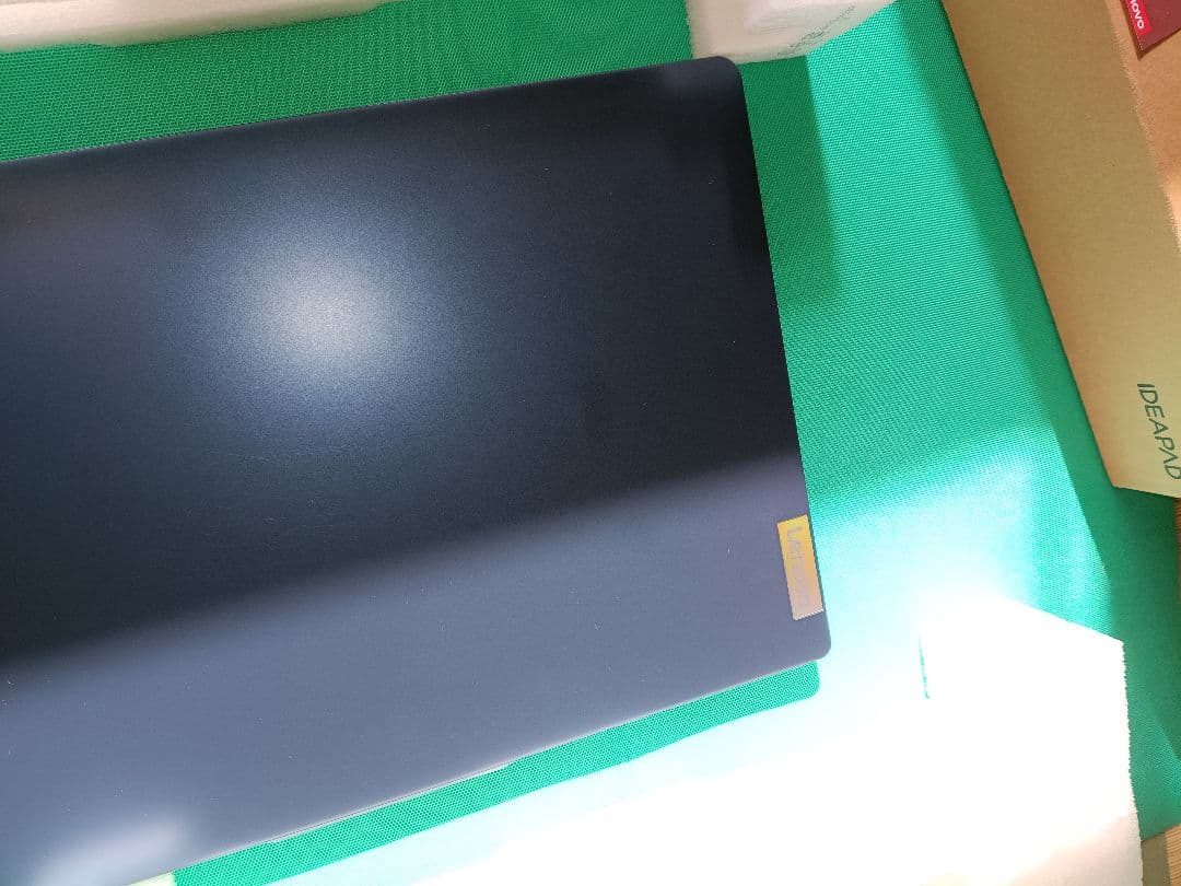 2024Lenovo Slim3 Ryzen5 M.Office付512GB