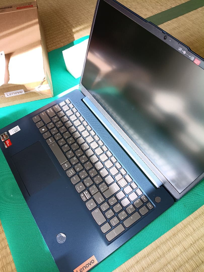 2024Lenovo Slim3 Ryzen5 M.Office付512GB