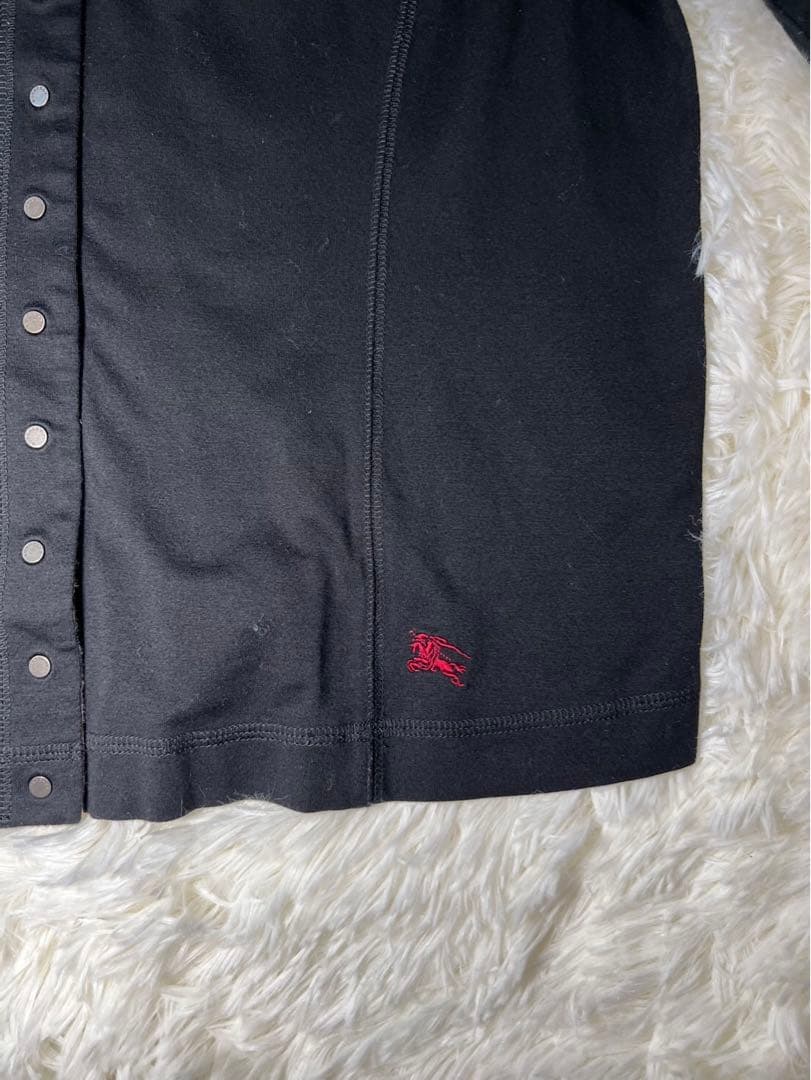 バーバリー　ノバチェック　刺繍ロゴ￼ブラック￼スエットカーディガン　伸縮性