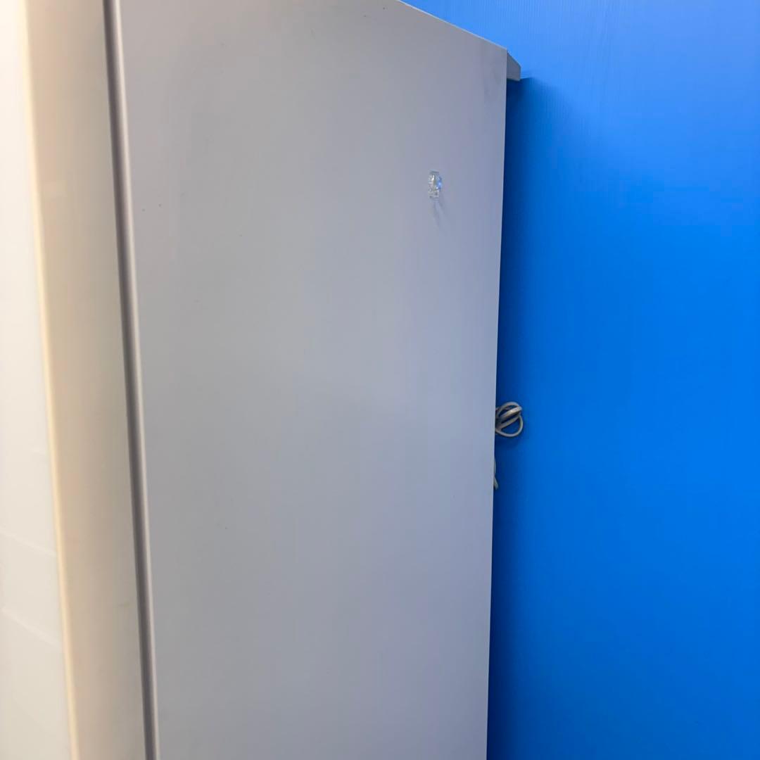 592 東芝大型冷蔵庫　400L強　自動製氷　小型　右開き　5ドア　ガラスパネル