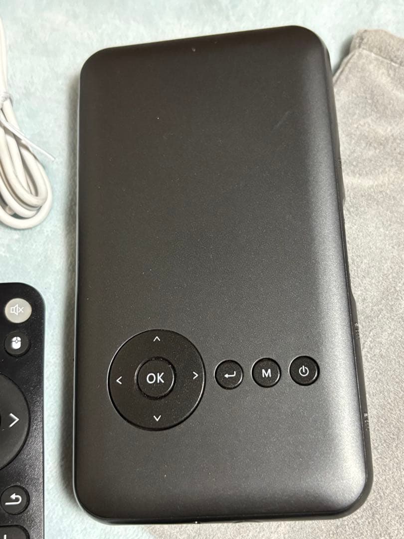 プロジェクター UENO-mono MINI SMART PROJECTOR KABENI