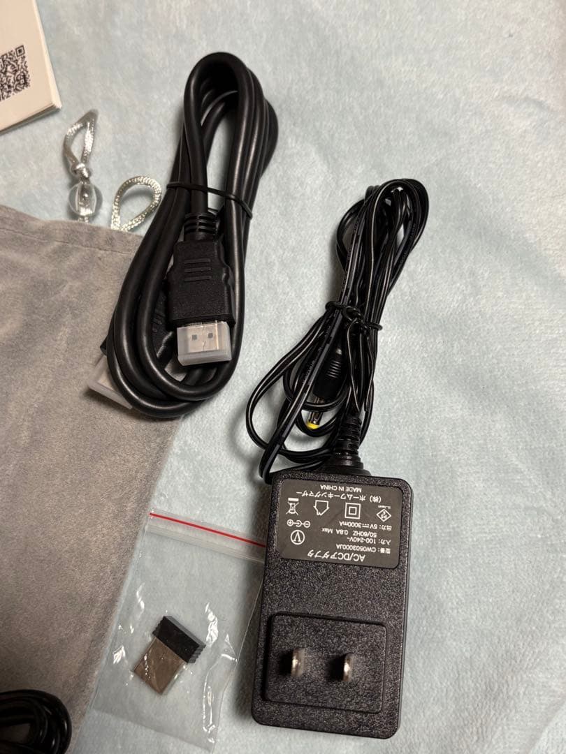 プロジェクター UENO-mono MINI SMART PROJECTOR KABENI