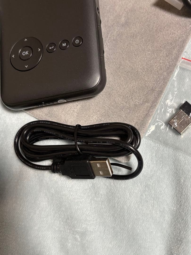 プロジェクター UENO-mono MINI SMART PROJECTOR KABENI