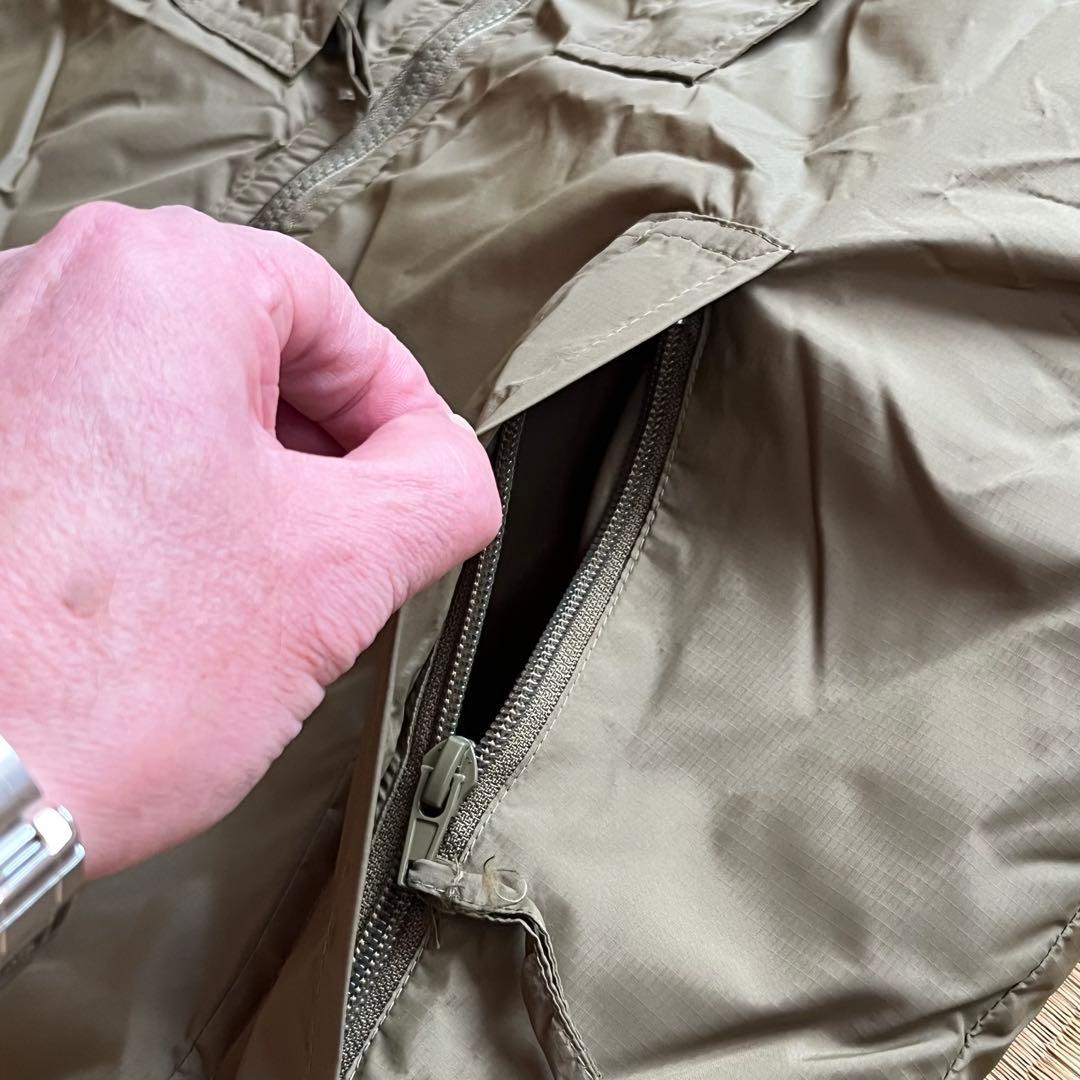 美品 イギリス軍 PCSサーマルジャケット160/80Small ［送料込み］