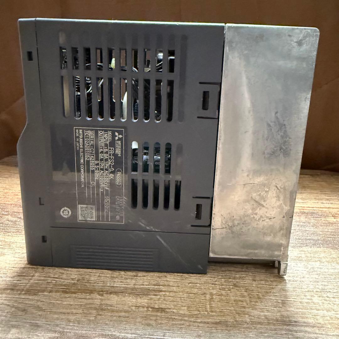 単相インバーター　三菱電機　FREQROL-FS2 FR-FS2-0.4K