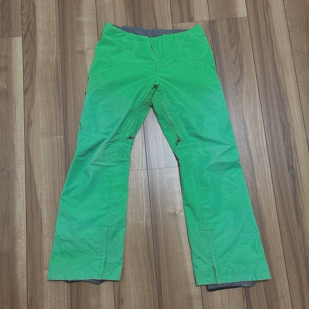 ぱふぱふ　バートン　BURTON AK ゴアテックス　レディース　上下S