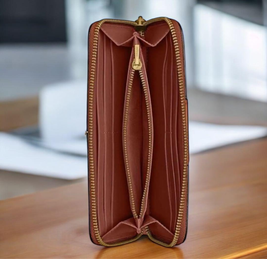 《新品未使用》COACH 長財布ロゴ入りブラウン新品