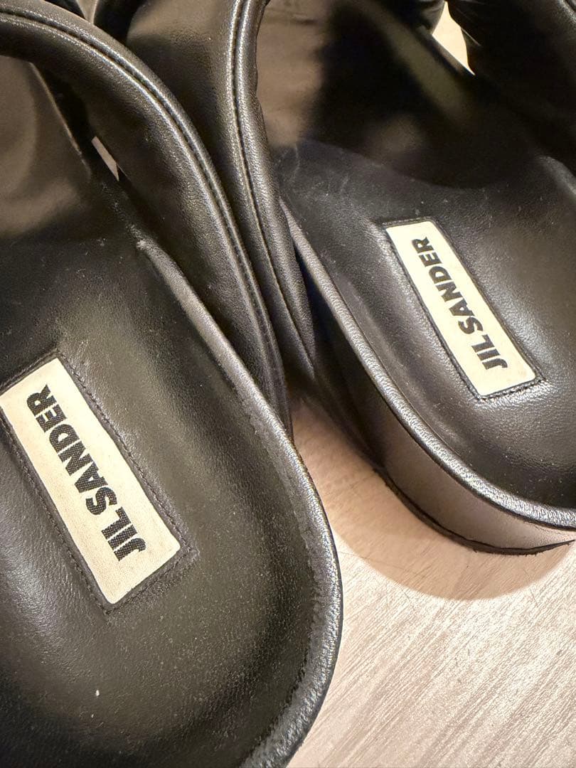 JIL SANDER パデットストラップレザーサンダル